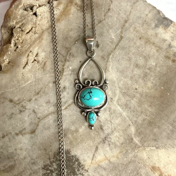 Sterling Silver 925 Scrollwork Turquoise Cabochon Pendant Necklace 16"-18" Chain - Picture 1 of 16